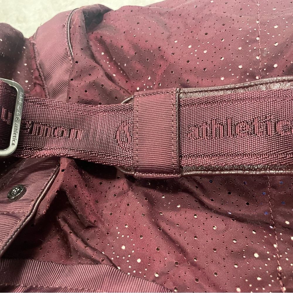 Lululemon Athletica Maroon Travel Bag - Picture 2 of 6